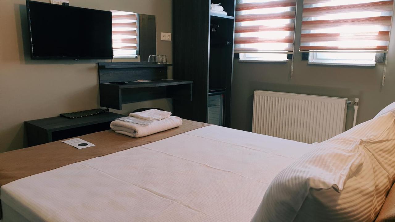 Royal Park Hotel Corlu Bed And Breakfast Tekirdağ Exterior foto